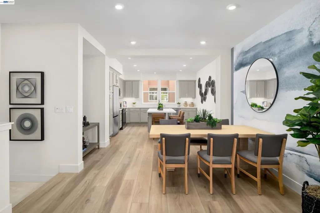 2011 Clement Avenue Alameda CA 94501