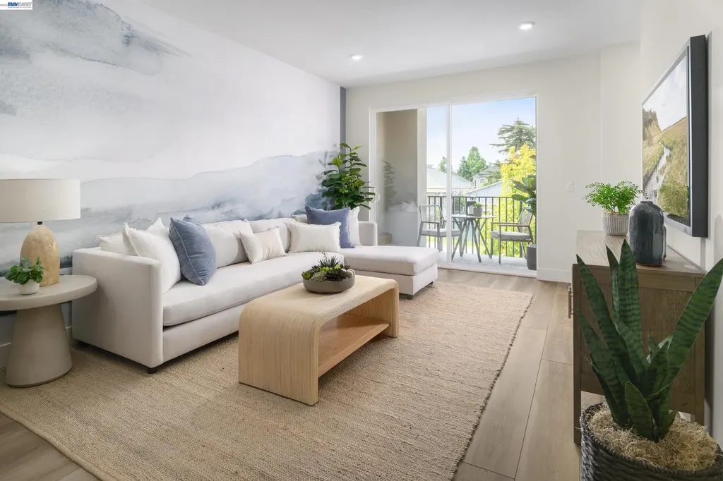 2011 Clement Avenue Alameda CA 94501