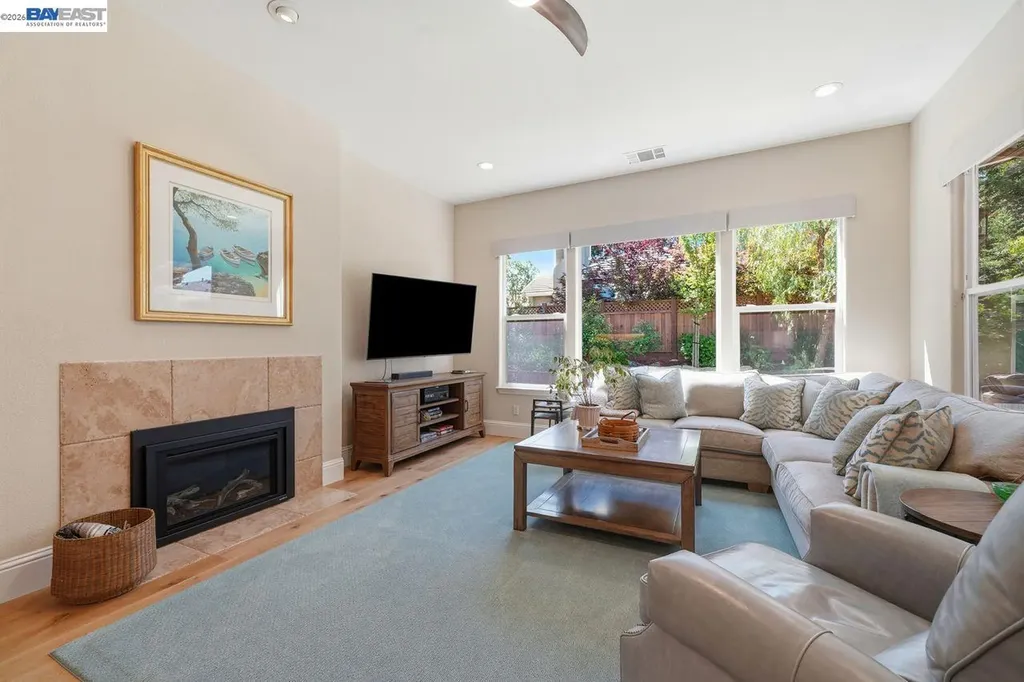 453 Old Oak Road Livermore CA 94550