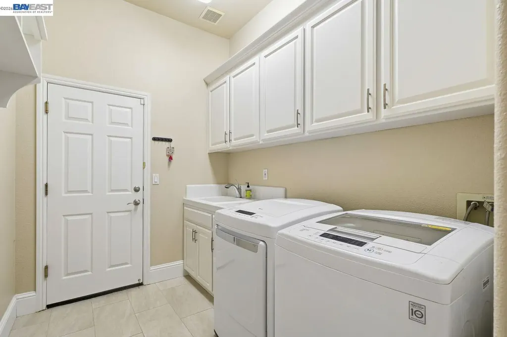 453 Old Oak Road Livermore CA 94550