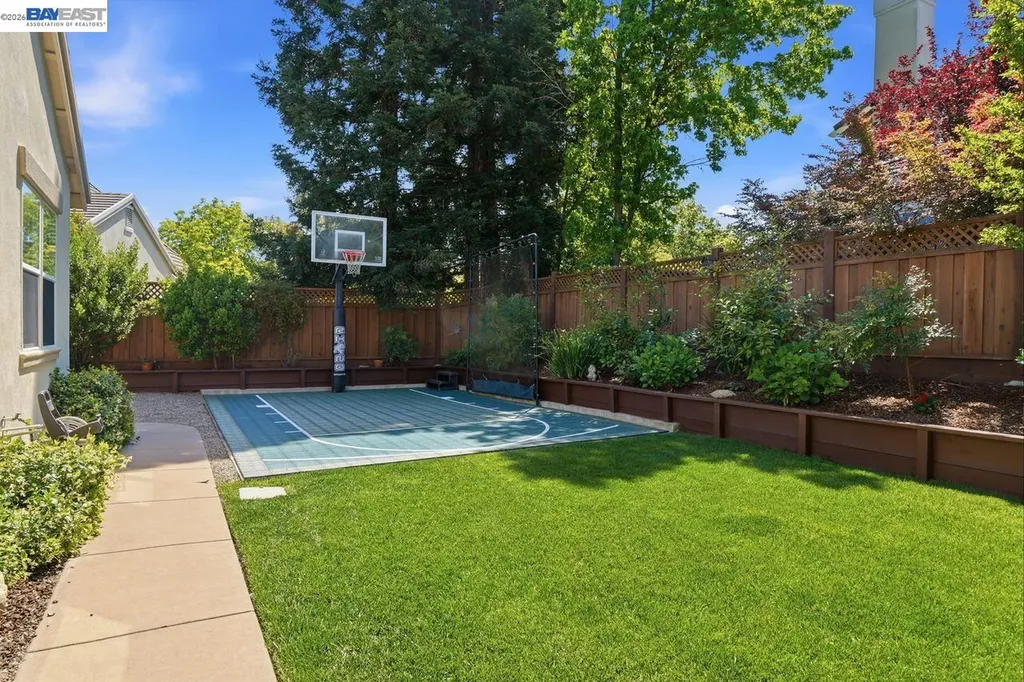 453 Old Oak Road Livermore CA 94550