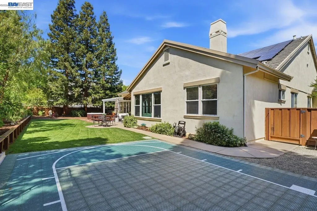 453 Old Oak Road Livermore CA 94550