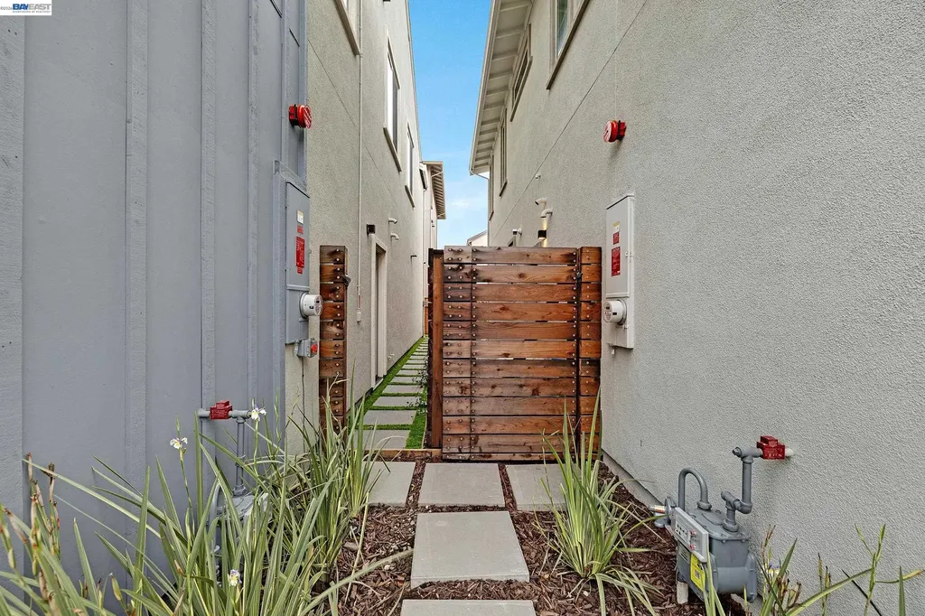 5990 Peridot Place Dublin CA 94568