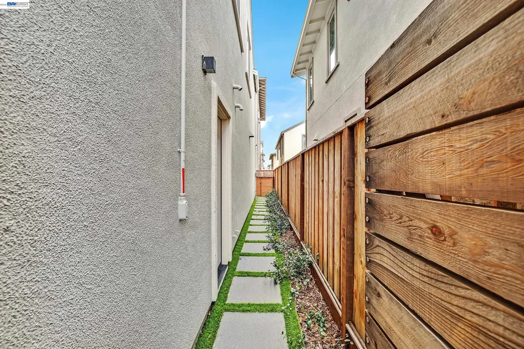 5990 Peridot Place Dublin CA 94568