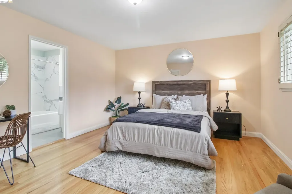 1 Woodcrest Circle Oakland CA 94602