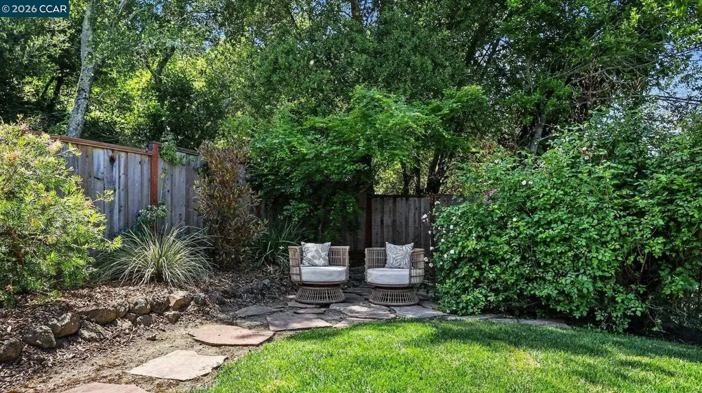 3 Camino Del Cielo Orinda CA 94563
