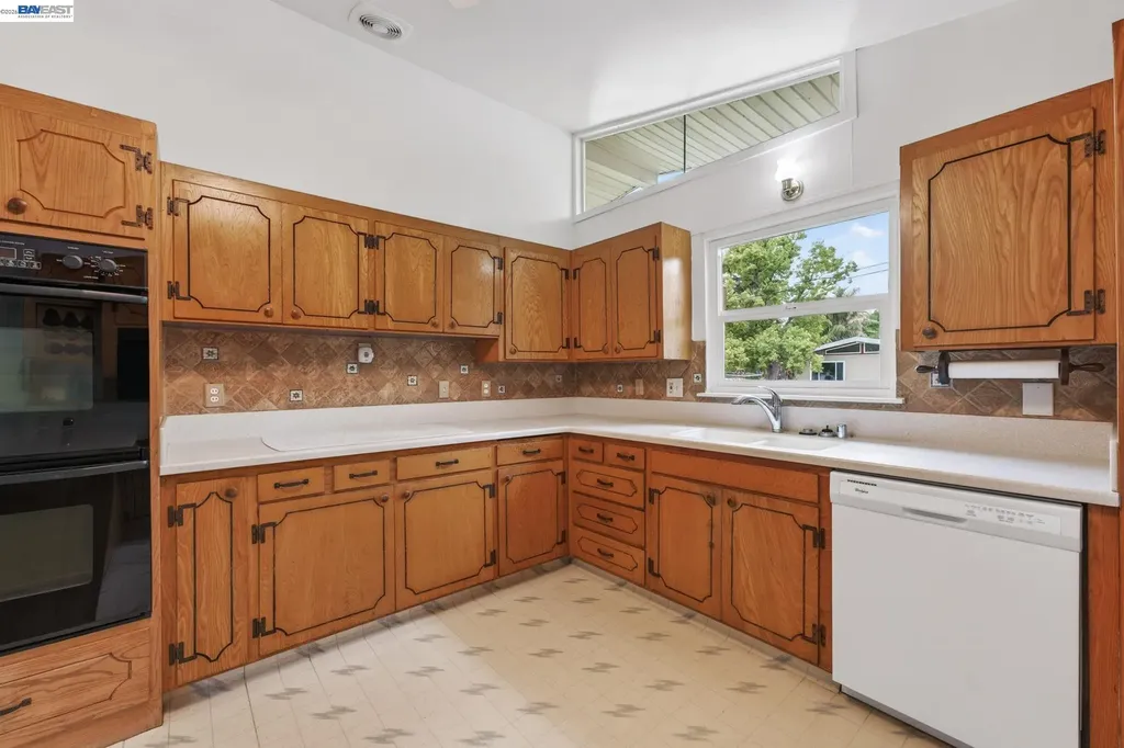 1355 Chandler Court Livermore CA 94551