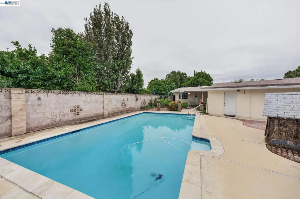 1355 Chandler Court Livermore CA 94551