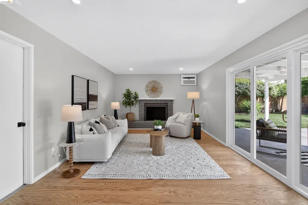 4321 Davis Way Livermore CA 94550