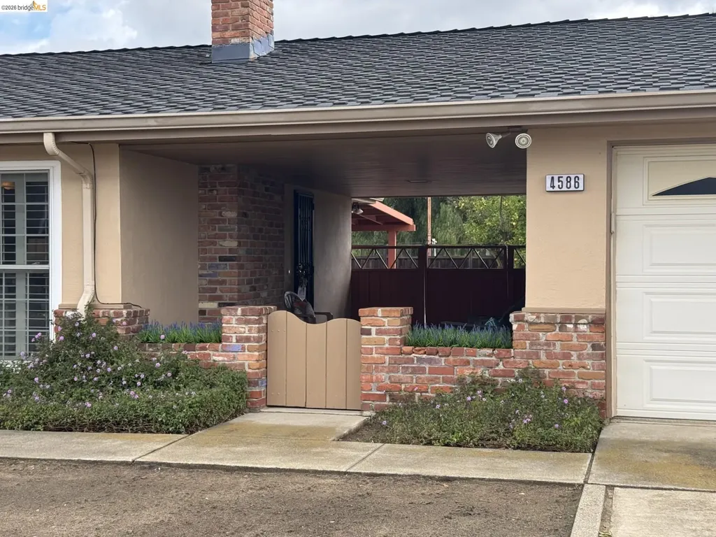 4586 Rose Avenue Oakley CA 94561