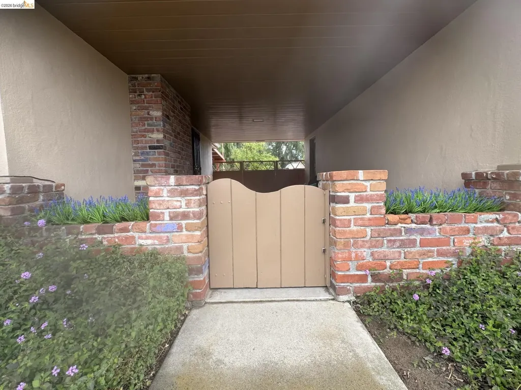 4586 Rose Avenue Oakley CA 94561