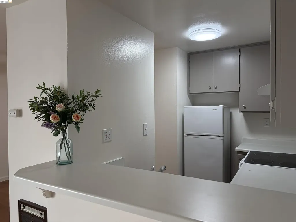 151 Lakeside Drive Oakland CA 94612