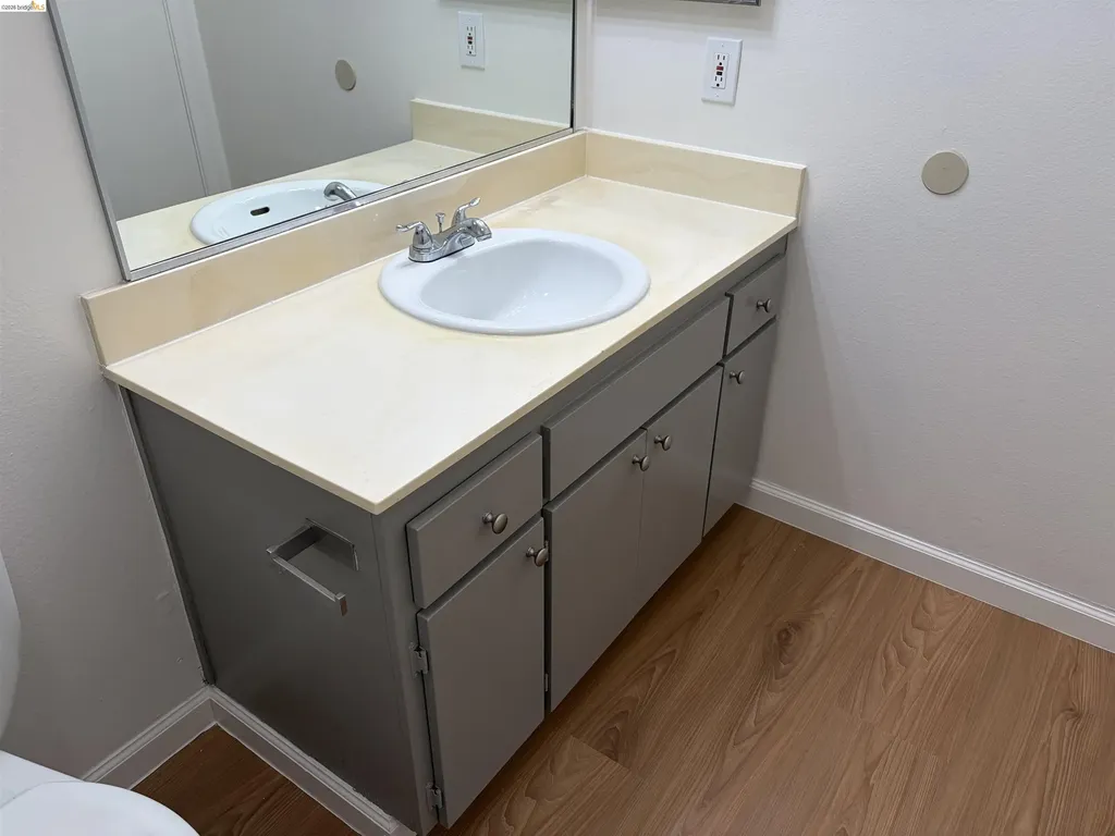 151 Lakeside Drive Oakland CA 94612