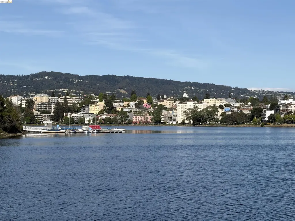 151 Lakeside Drive Oakland CA 94612