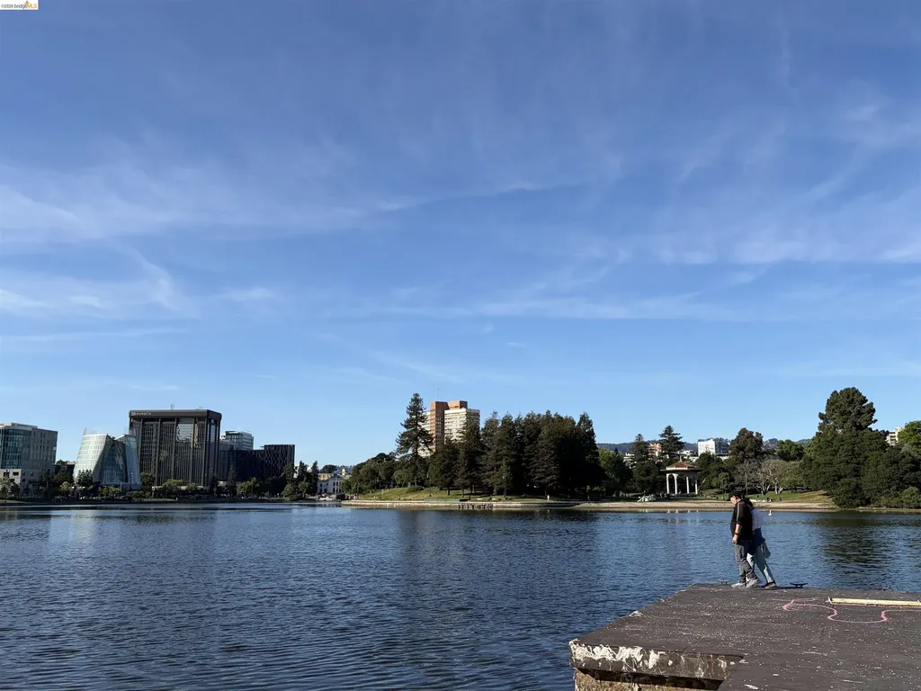 151 Lakeside Drive Oakland CA 94612