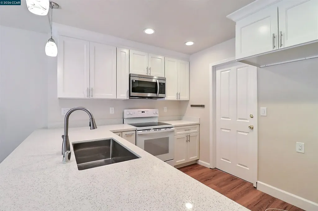 126 Woodview Court Martinez CA 94553