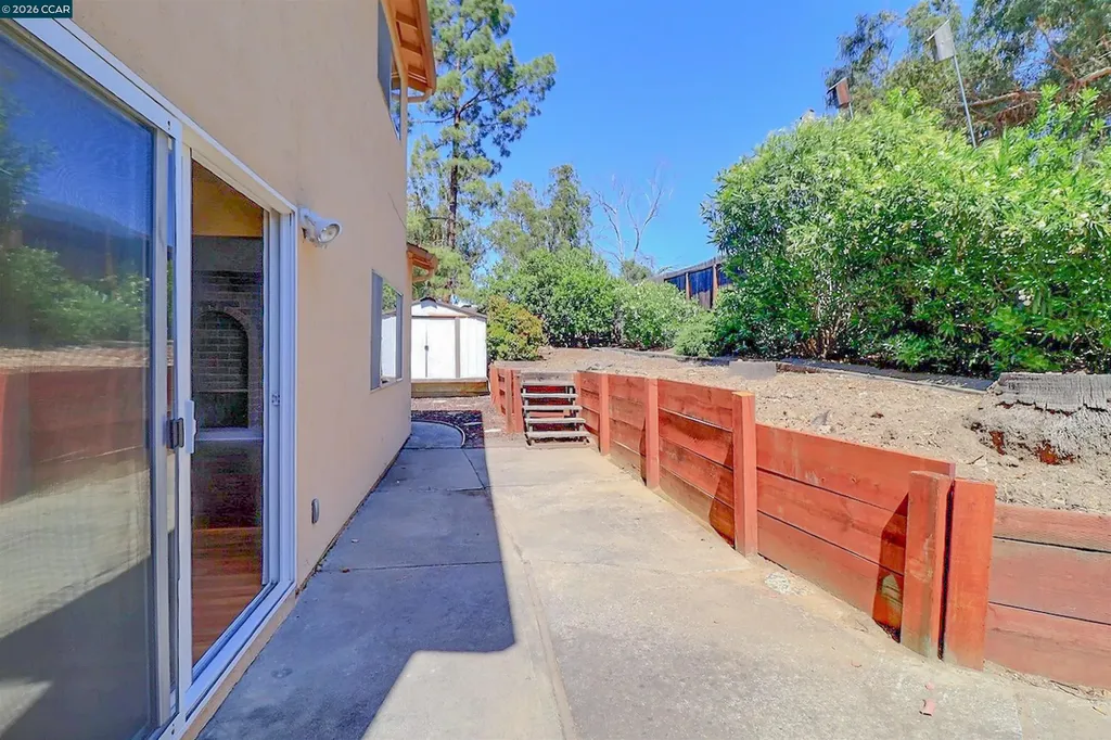 126 Woodview Court Martinez CA 94553