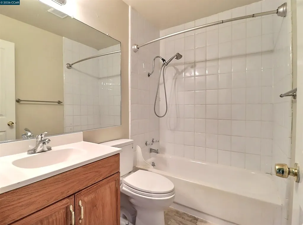 126 Woodview Court Martinez CA 94553