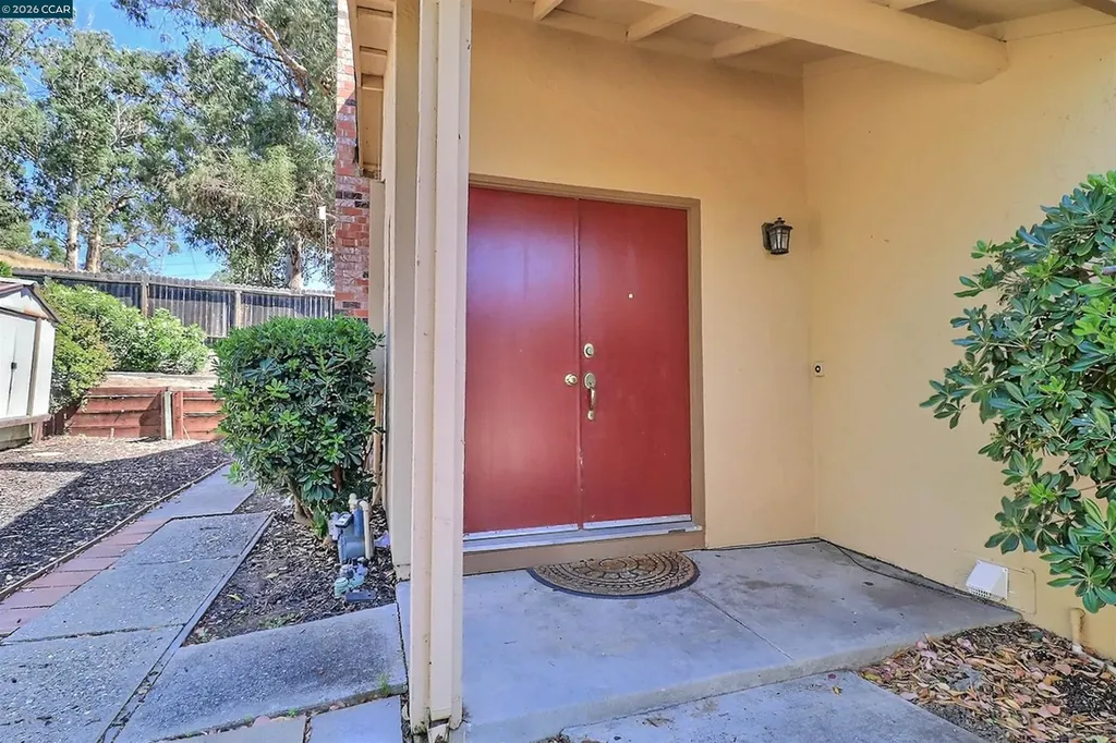 126 Woodview Court Martinez CA 94553