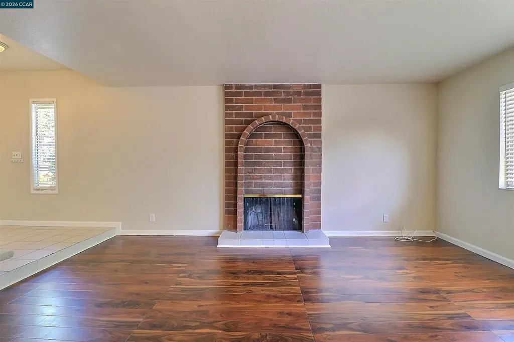126 Woodview Court Martinez CA 94553