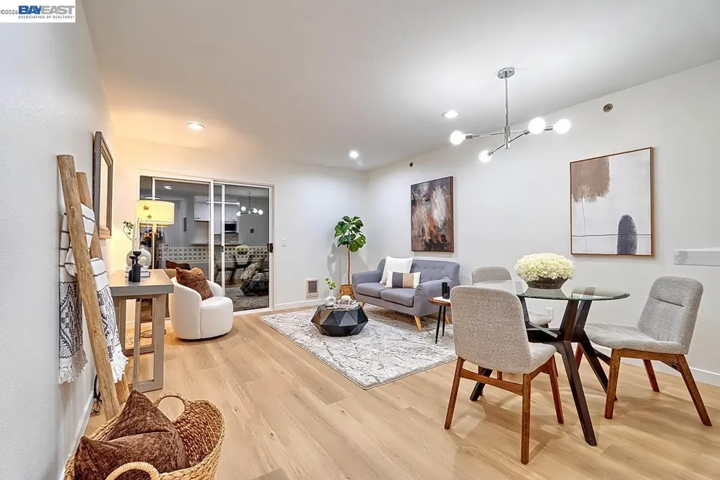 685 Dartmore Lane Hayward CA 94544
