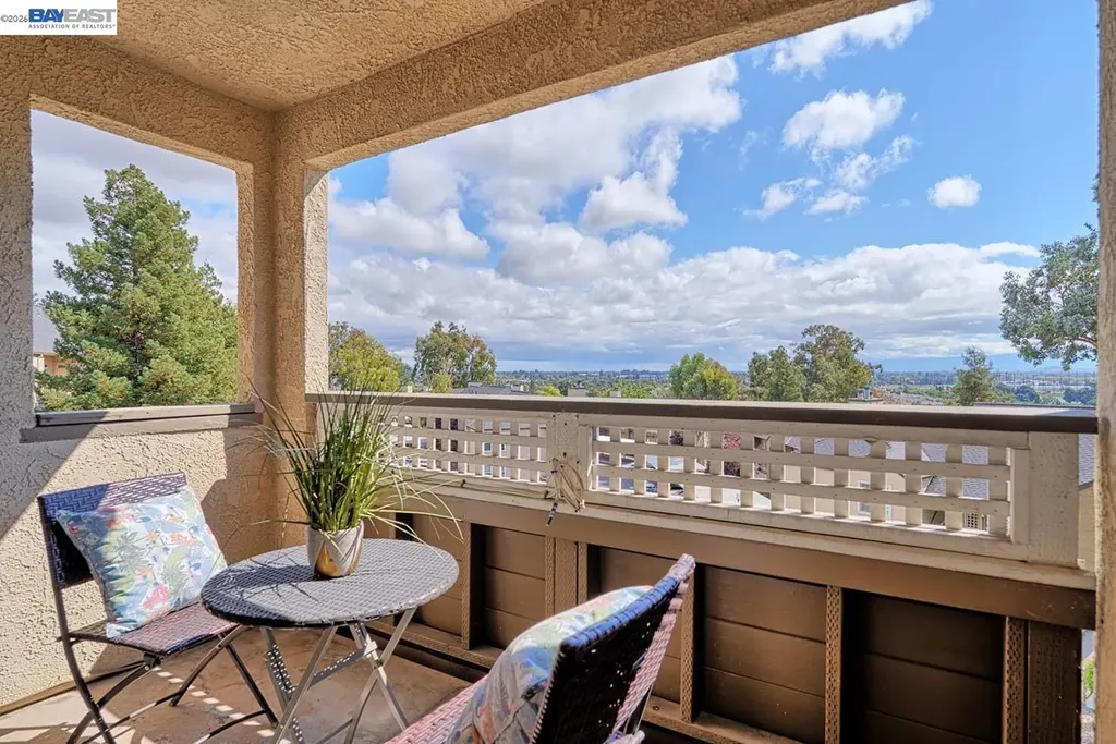 685 Dartmore Lane Hayward CA 94544