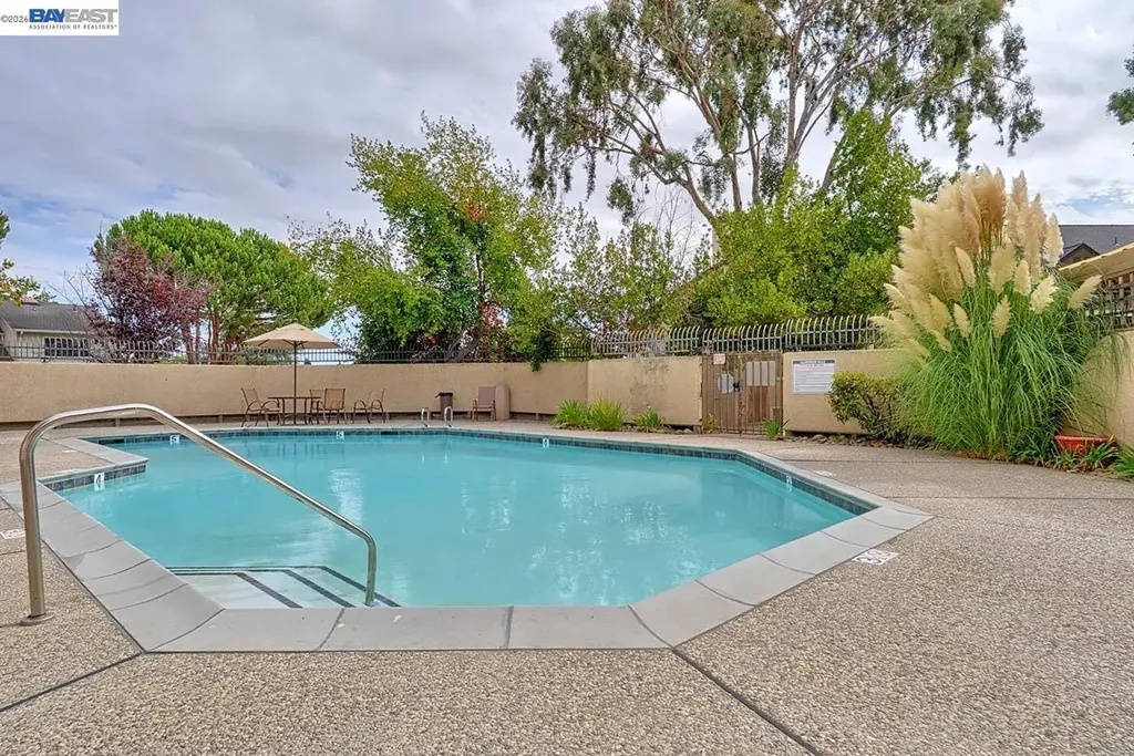 685 Dartmore Lane Hayward CA 94544