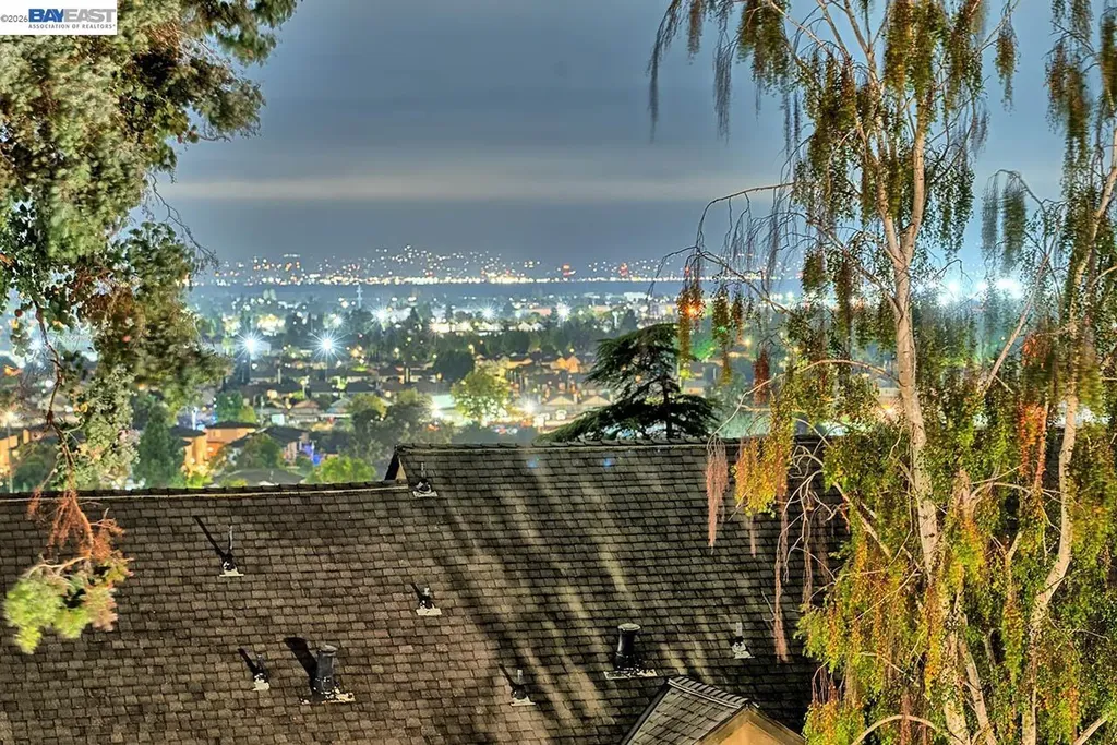685 Dartmore Lane Hayward CA 94544