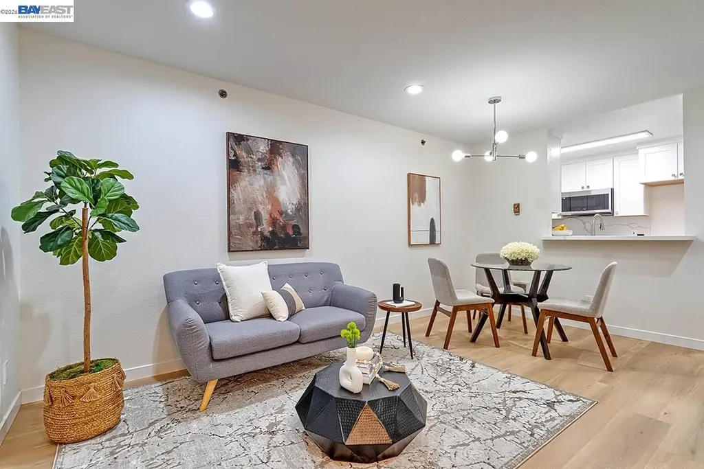 685 Dartmore Lane Hayward CA 94544