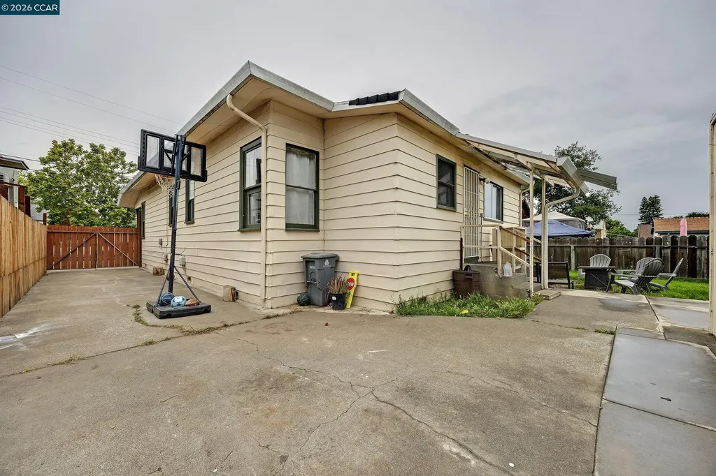 220 Perkins Vallejo CA 94590