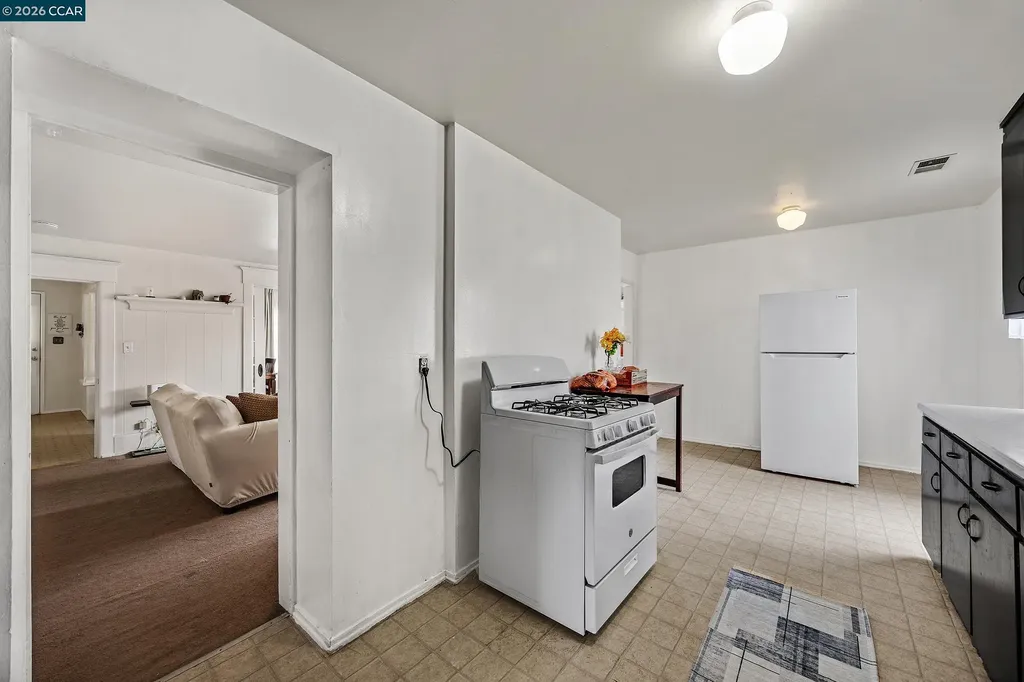 220 Perkins Vallejo CA 94590