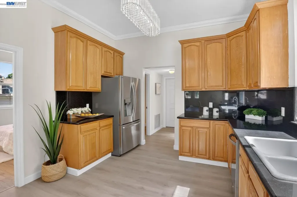 1328 25th Street Oakland CA 94606