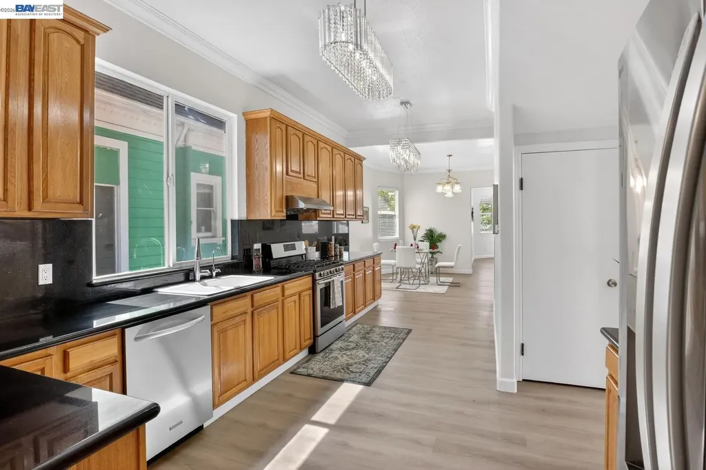 1328 25th Street Oakland CA 94606