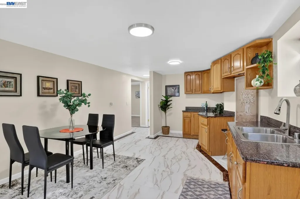 1328 25th Street Oakland CA 94606