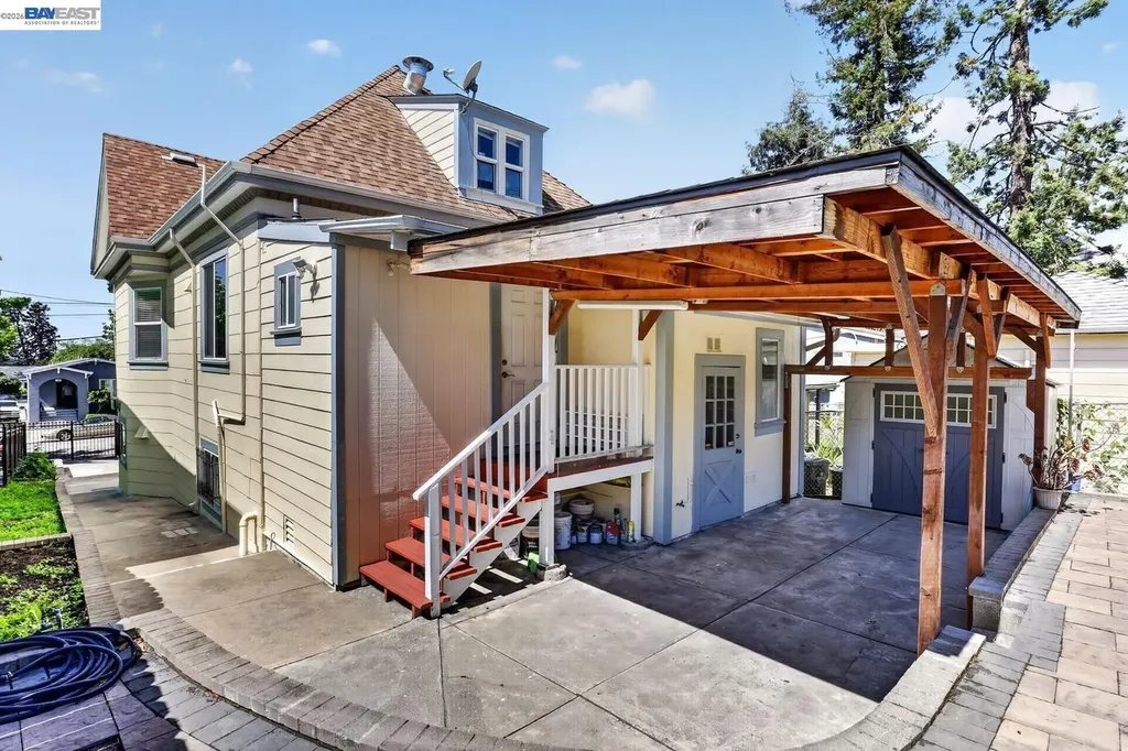 1328 25th Street Oakland CA 94606