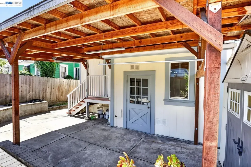 1328 25th Street Oakland CA 94606