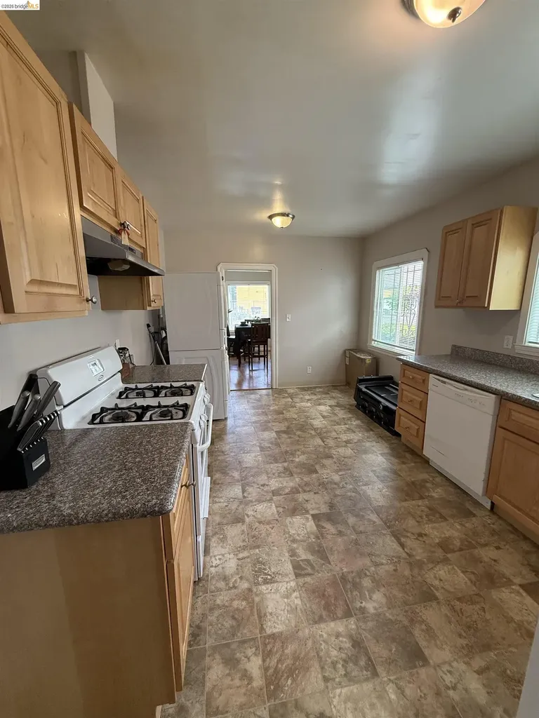 2963 62nd Oakland CA 94605