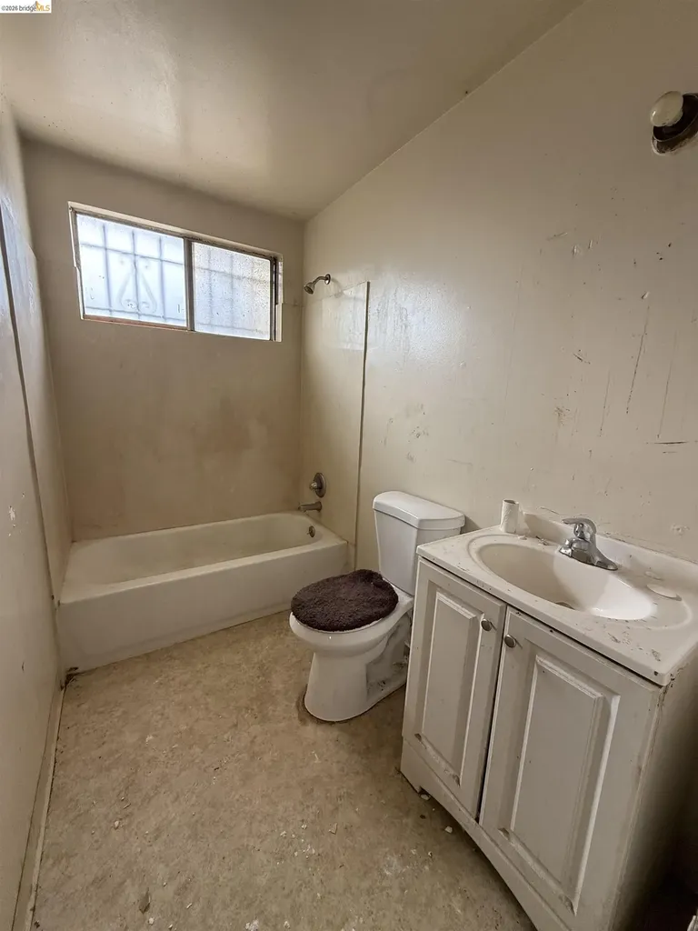 2963 62nd Oakland CA 94605