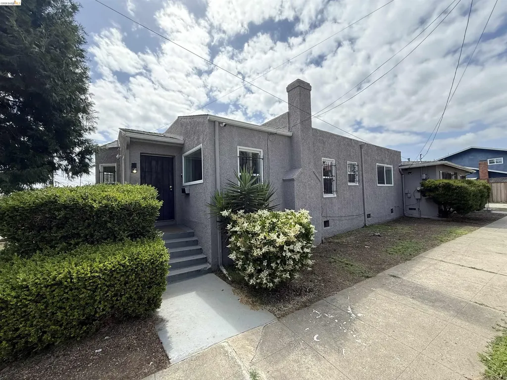 2963 62nd Oakland CA 94605