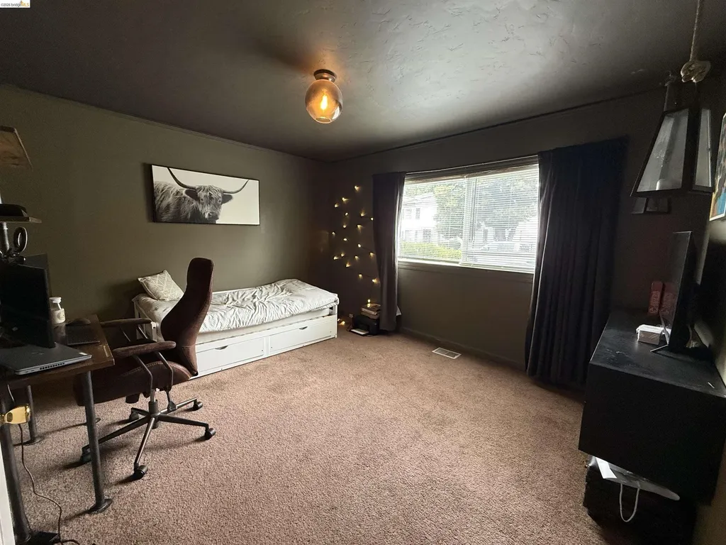 2963 62nd Oakland CA 94605