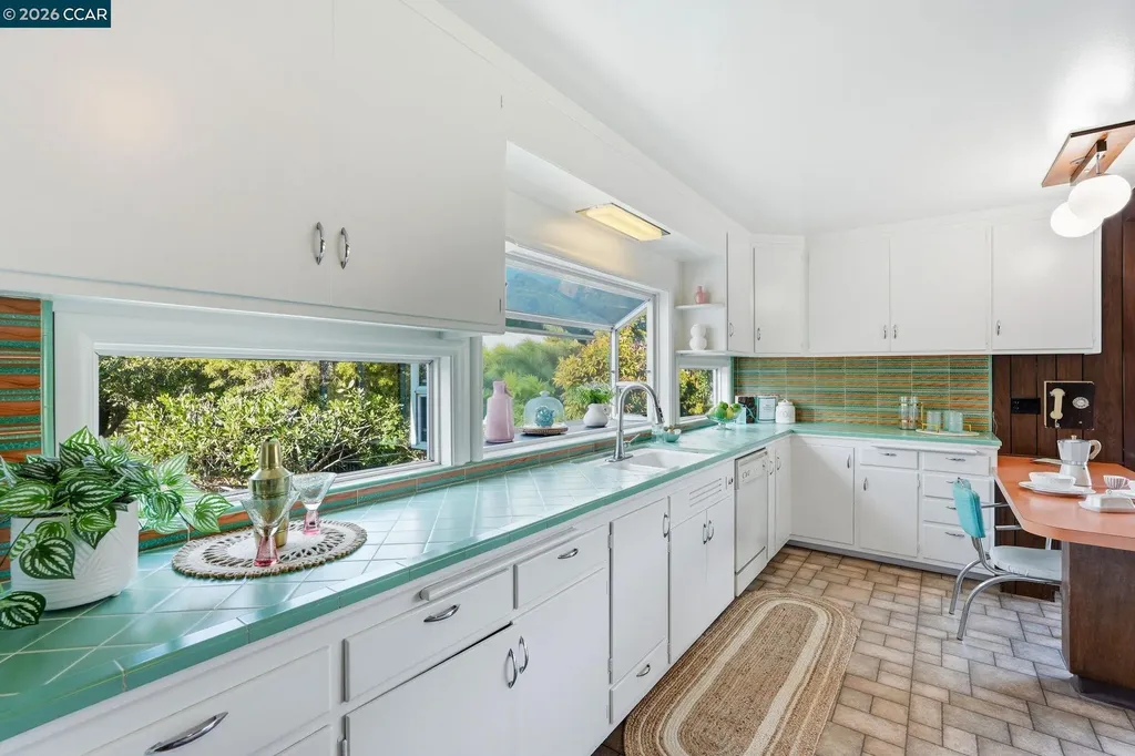 143 Montecito Crescent Walnut Creek CA 94597