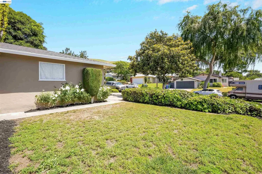 604 Jilliene Way Hayward CA 94544