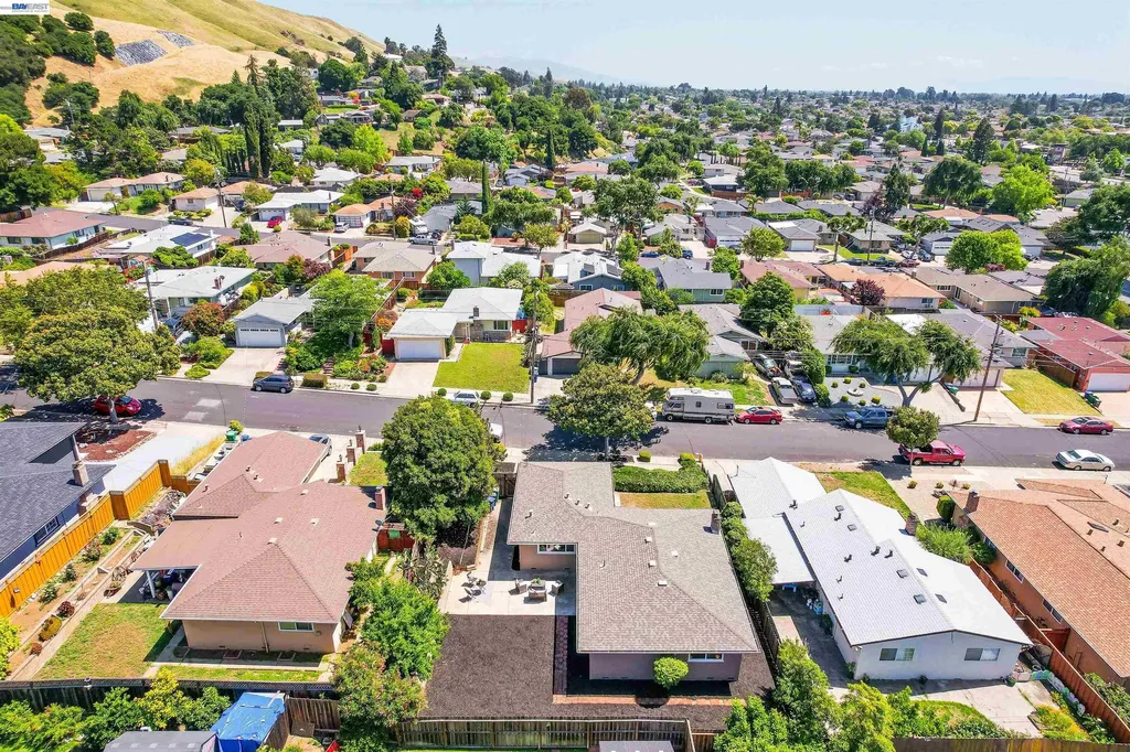 604 Jilliene Way Hayward CA 94544