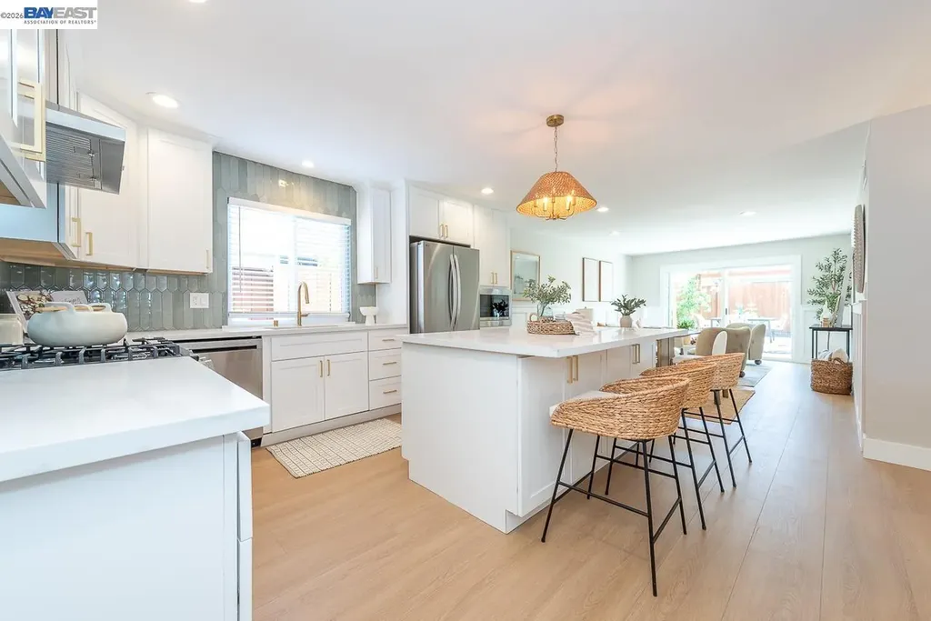 4339 Queensboro Way Union City CA 94587