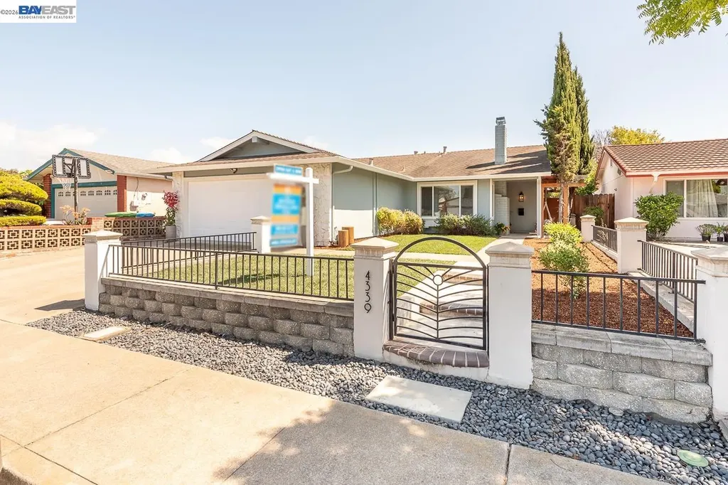 4339 Queensboro Way Union City CA 94587