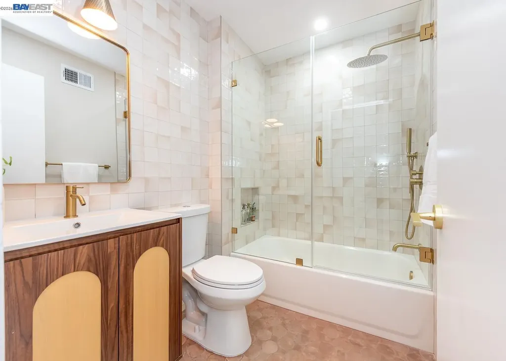 4339 Queensboro Way Union City CA 94587