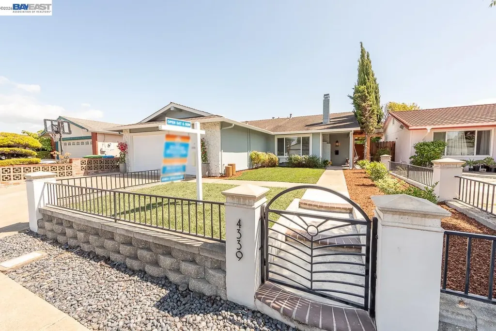 4339 Queensboro Way Union City CA 94587