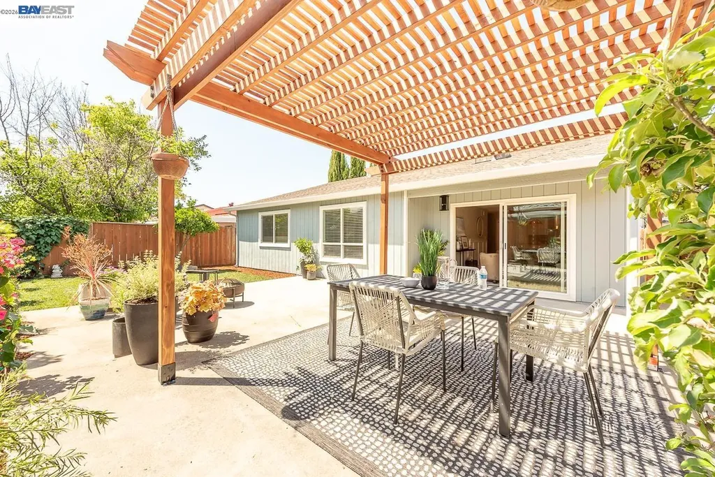 4339 Queensboro Way Union City CA 94587