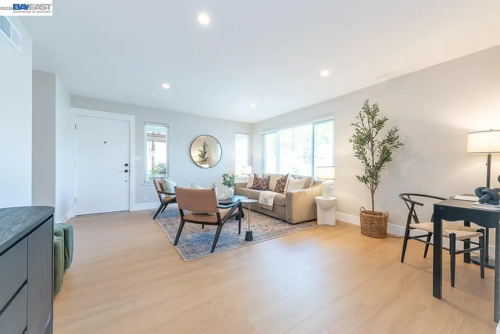 4339 Queensboro Way Union City CA 94587