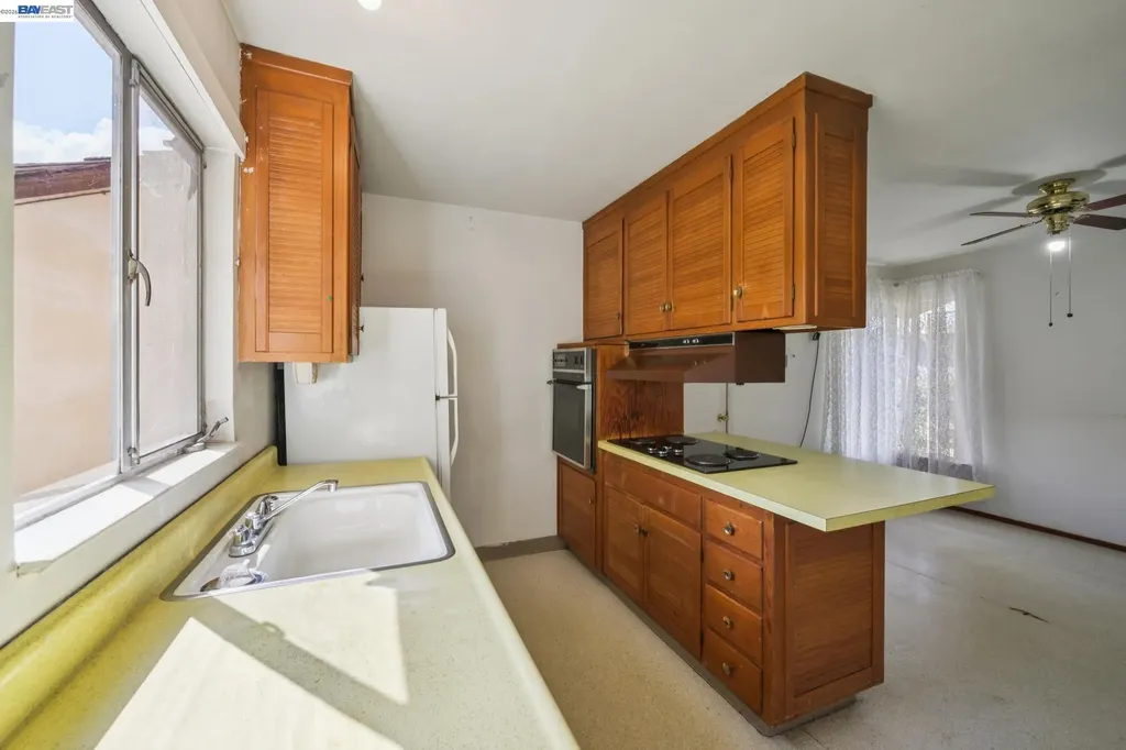 36113 La Salle Drive Newark CA 94560